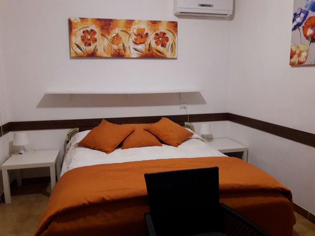 Albergo Ollolai Civitavecchia Exteriér fotografie