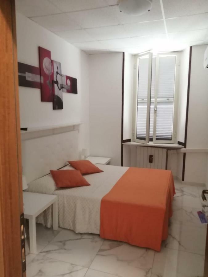 Albergo Ollolai Civitavecchia Exteriér fotografie